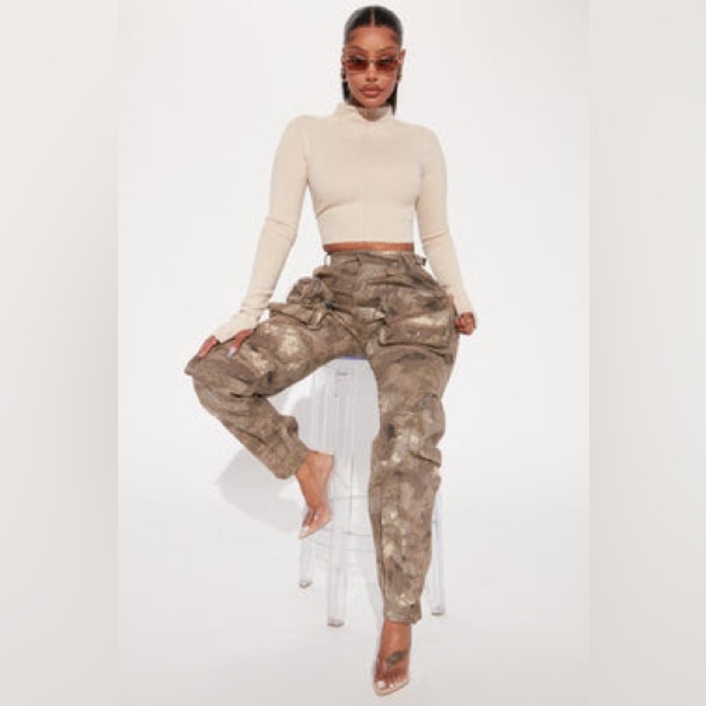 Fashion nova Cambridge Cargo Joggers